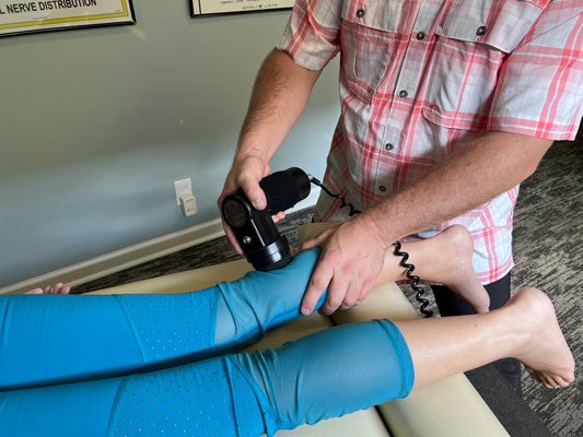 Chiropractic Hernando MS Leg Adjustment